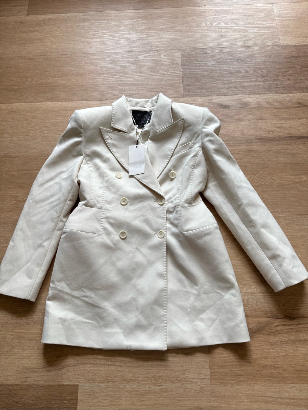 Zara White Double-Breasted Longline Blazer - Picture 2 of 9